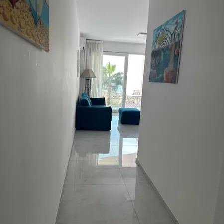 Paradise House By Holidays Apartament